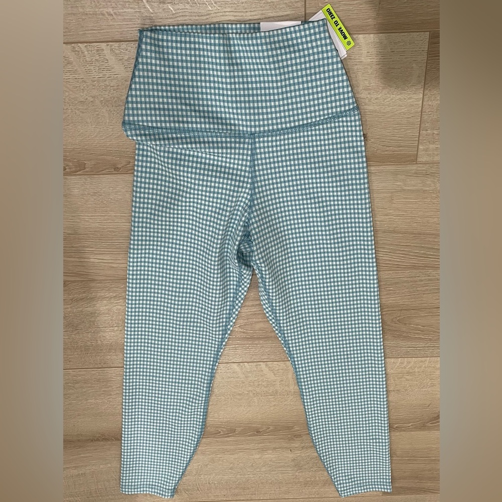 New! Nike Women’s Yoga Leggings - Picture 3 of 7